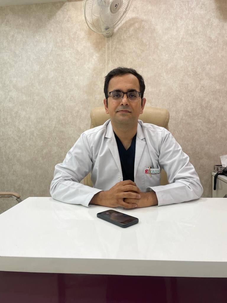 Dr.-Shivam-Dang-profile